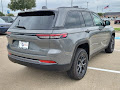 2027 Jeep Grand Cherokee Altitude
