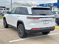 2027 Jeep Grand Cherokee Altitude