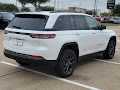 2027 Jeep Grand Cherokee Altitude